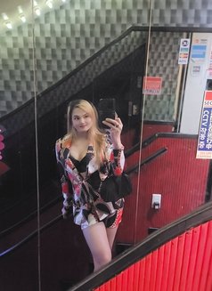 Aichan - Acompañantes transexual in Tokyo Photo 11 of 13