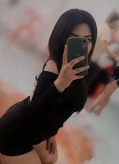 Aida Ass Full Service - puta in Al Manama Photo 1 of 5