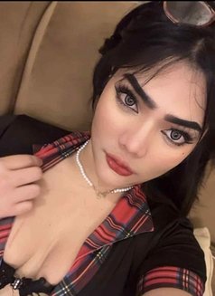 Aida Ass Full Service - puta in Al Manama Photo 3 of 5