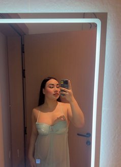 Aida Big Dick πΉπ - Transsexual escort in Jeddah Photo 14 of 15