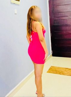 Kristina Independent GFE Meets - puta in Colombo Photo 14 of 30