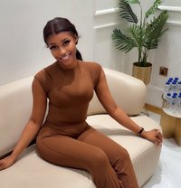 Aida - puta in Dammam Photo 1 of 3