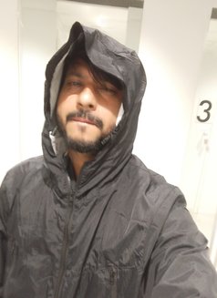 Aidam - Acompañantes masculino in Mumbai Photo 3 of 3