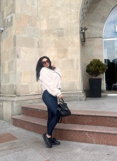 Aidan - escort in İstanbul Photo 8 of 10