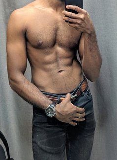Aiden Azil - Acompañantes masculino in Malta Photo 1 of 5