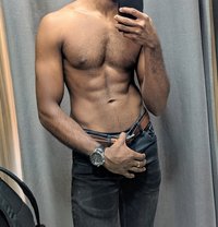 Aiden Azil - Acompañantes masculino in Malta