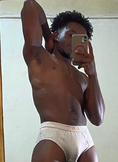 Aiden - Acompañantes masculino in Nairobi Photo 1 of 5