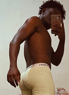 Aiden - Acompañantes masculino in Nairobi Photo 4 of 5