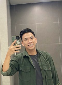 Aim Young Teen - Acompañantes masculino in Manila Photo 3 of 5