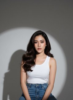 Aini - escort in Johor Bahru Photo 1 of 7