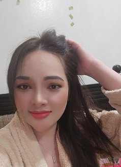 Aira - escort in New Delhi Photo 1 of 4