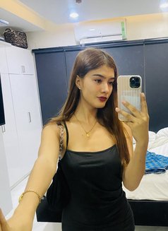 Aira - Acompañantes transexual in Makati City Photo 4 of 5
