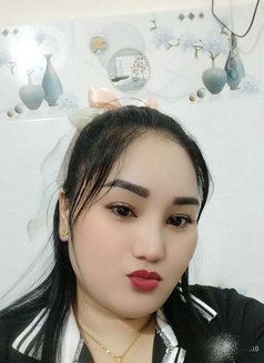 Aira - escort in New Delhi Photo 4 of 4