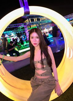 Airen - puta in Bangkok Photo 6 of 8