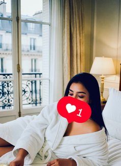 Airhostess Ananya/ Independent/No agent - companion in New Delhi Photo 11 of 14
