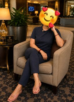 Airhostess - escort in New Delhi Photo 1 of 12