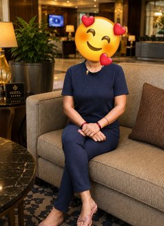 Airhostess - escort in New Delhi Photo 3 of 12