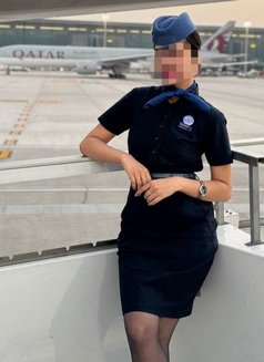 Airhostess Here. Independent. Real Meet - puta in Mumbai Photo 2 of 12