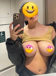 Independent airhostess here..real meet. - escort in New Delhi Photo 14 of 15