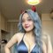 Airi - escort in Hanoi Photo 2 of 5