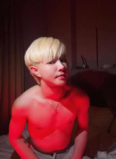 Airly - Male escort in Bangkok Photo 4 of 9