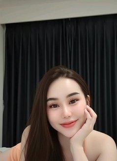 Airy 28 Professional Massage - puta in Muscat Photo 3 of 3