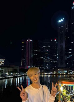 Airy - Male escort in Bangkok Photo 2 of 4