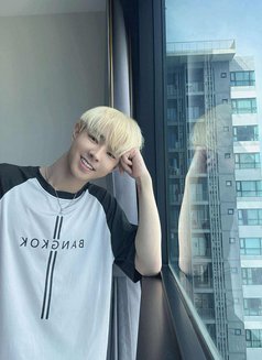 Airy - Male escort in Bangkok Photo 7 of 12