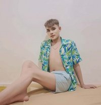 Aron bottom and top are good massage - Acompañantes masculino in Muscat