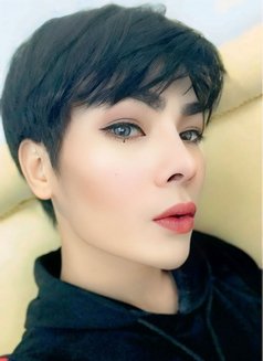 Airy top - Male escort in Muscat Photo 1 of 3