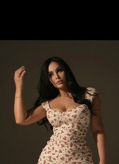 Aisha - escort agency in Riyadh Photo 7 of 11