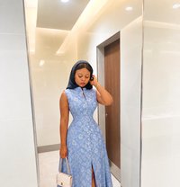 Aisha - escort in Muscat