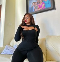 Aisha - escort in Muscat