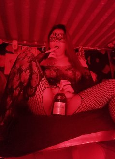 Aisha/ gf expirience -indeprndent - escort in Muscat Photo 4 of 5