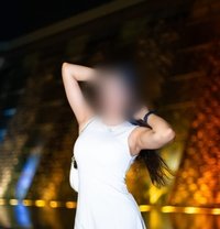 Aisha (I Am Tall, Slim and Big Bust) - puta in Bangalore