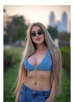 Aisha Independent - puta in Dubai Photo 5 of 5