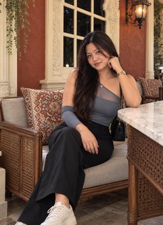 Aisha Independent Gurgaon Outcall/incall - puta in Gurgaon Photo 4 of 7