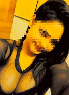 Aisha - escort in Pune Photo 1 of 1