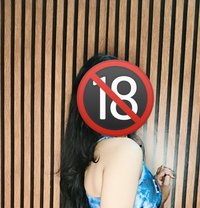 Aisha the best cam girl - escort in New Delhi