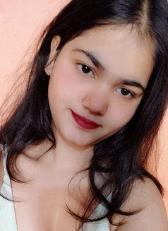 Aisha Is Back only cam show - puta in New Delhi Photo 14 of 14