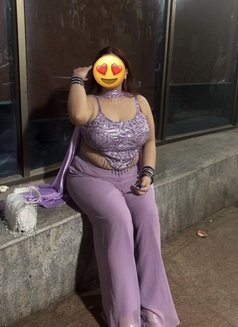 Aisha Khan Anal Queen Cam or Realmeet - puta in New Delhi Photo 1 of 7