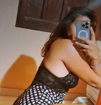 Aisha - escort in Cairo