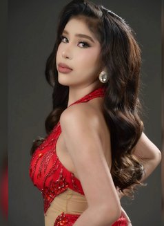 Àisha Ñguyèn - escort in Boracay Photo 9 of 12