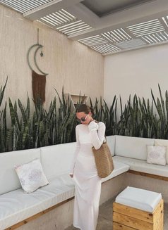 Aisha - escort in Belgrade Photo 11 of 17