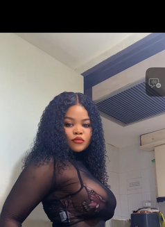 Aisha - escort in Bangkok Photo 4 of 6