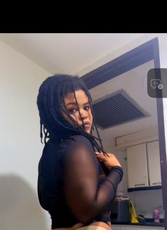 Aisha - escort in Bangkok Photo 5 of 6