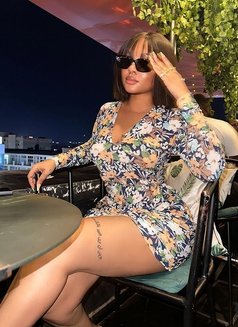 Aisha - escort in Chandigarh Photo 2 of 6