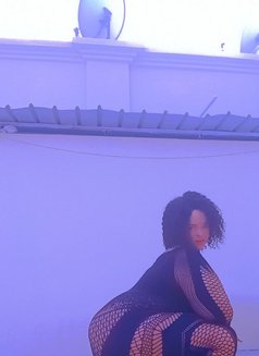 Aisha - escort in Al Manama Photo 4 of 4