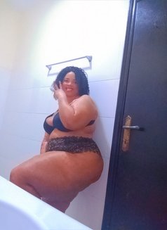 Aisha - escort in Al Manama Photo 6 of 6