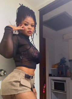 Aisha - escort in Bangkok Photo 3 of 5